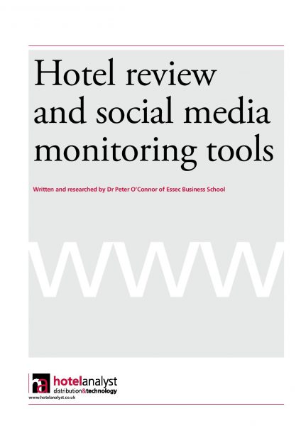 7.hotel-review-social-media-2012